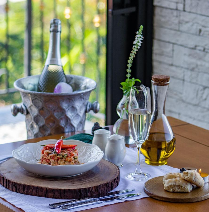 Pugliesi Boutique 3*